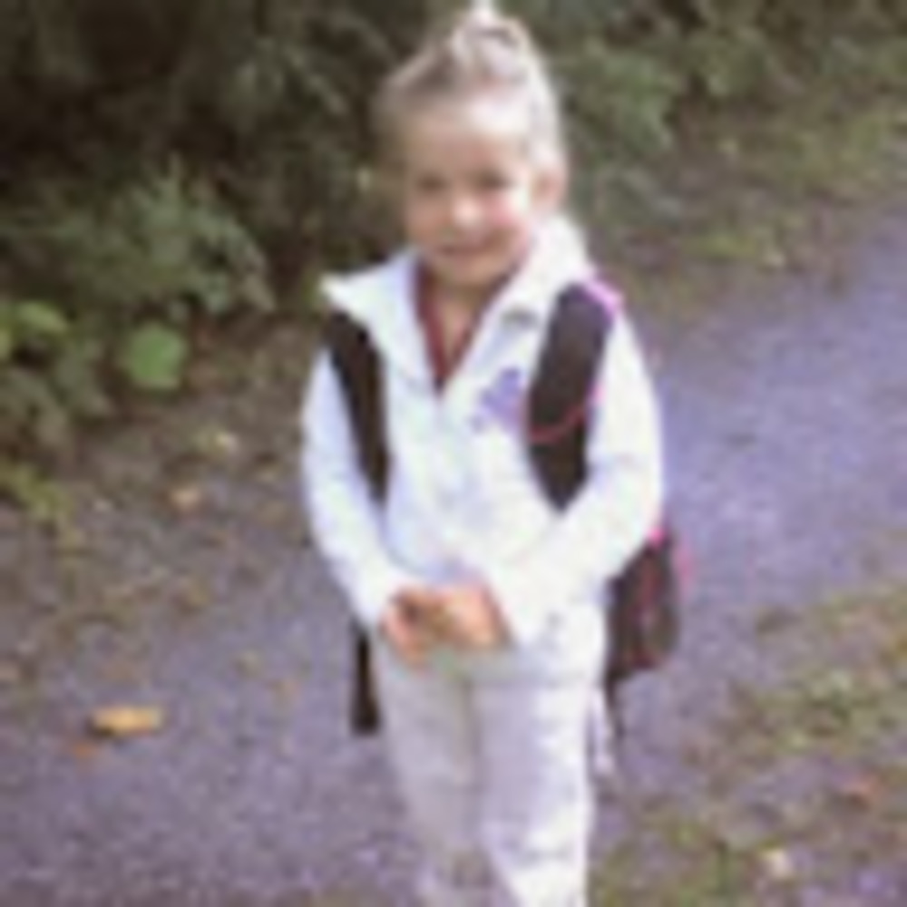 Meet your Posher, Julia